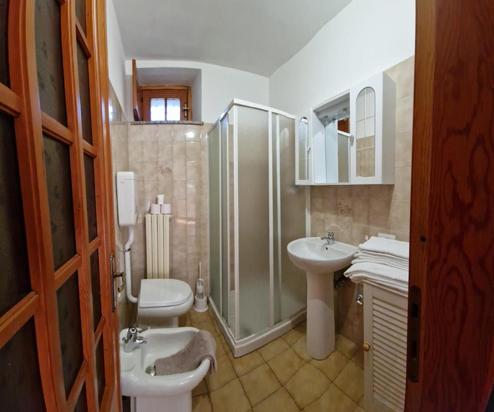 Apartamento A Casa Di Gio Aosta Exterior foto